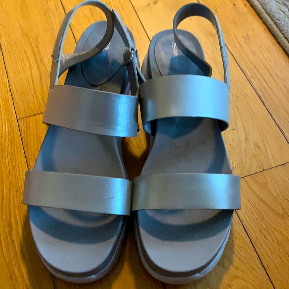 Cole Han ZeroGrand comfortable summer shoes.